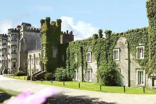 7 Night Irish Castle & Manor Tour Including Car Rental from $1052 - Save 15%