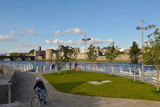 Angela's Ashes Walking Tour of Limerick 